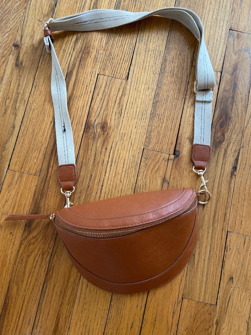 Universal Thread brown faux leather crossbody bag